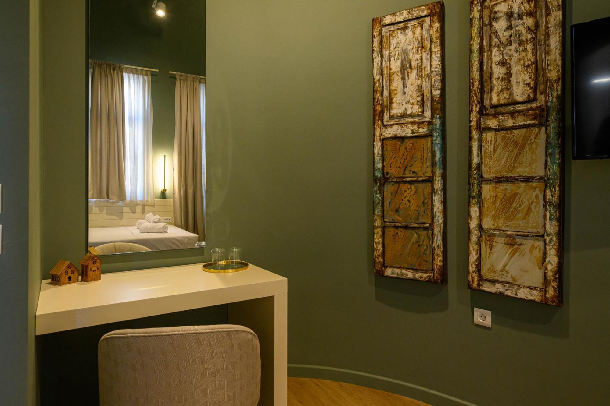 Blueblood - The Rooms Kalamata Extérieur photo