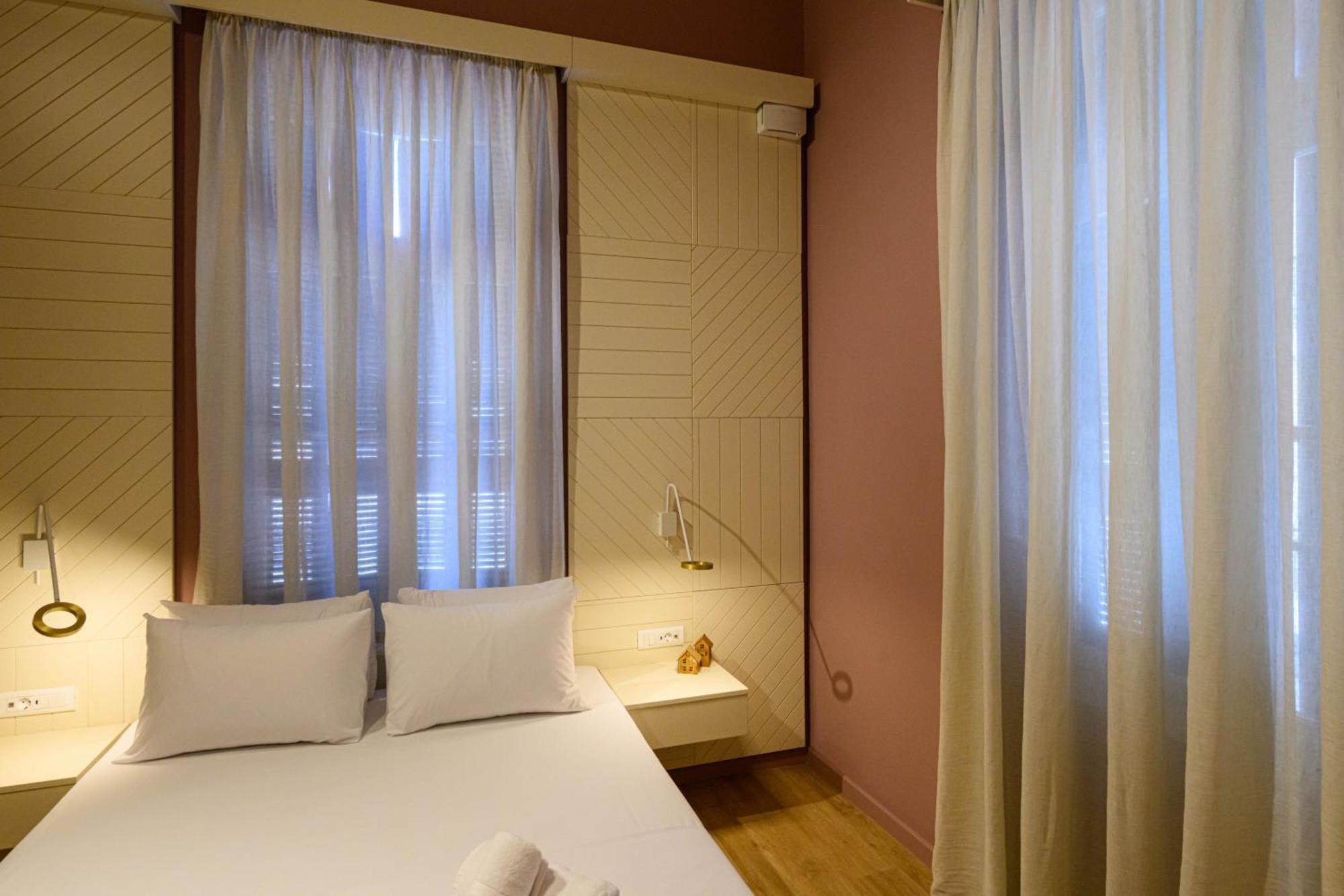 Blueblood - The Rooms Kalamata Extérieur photo