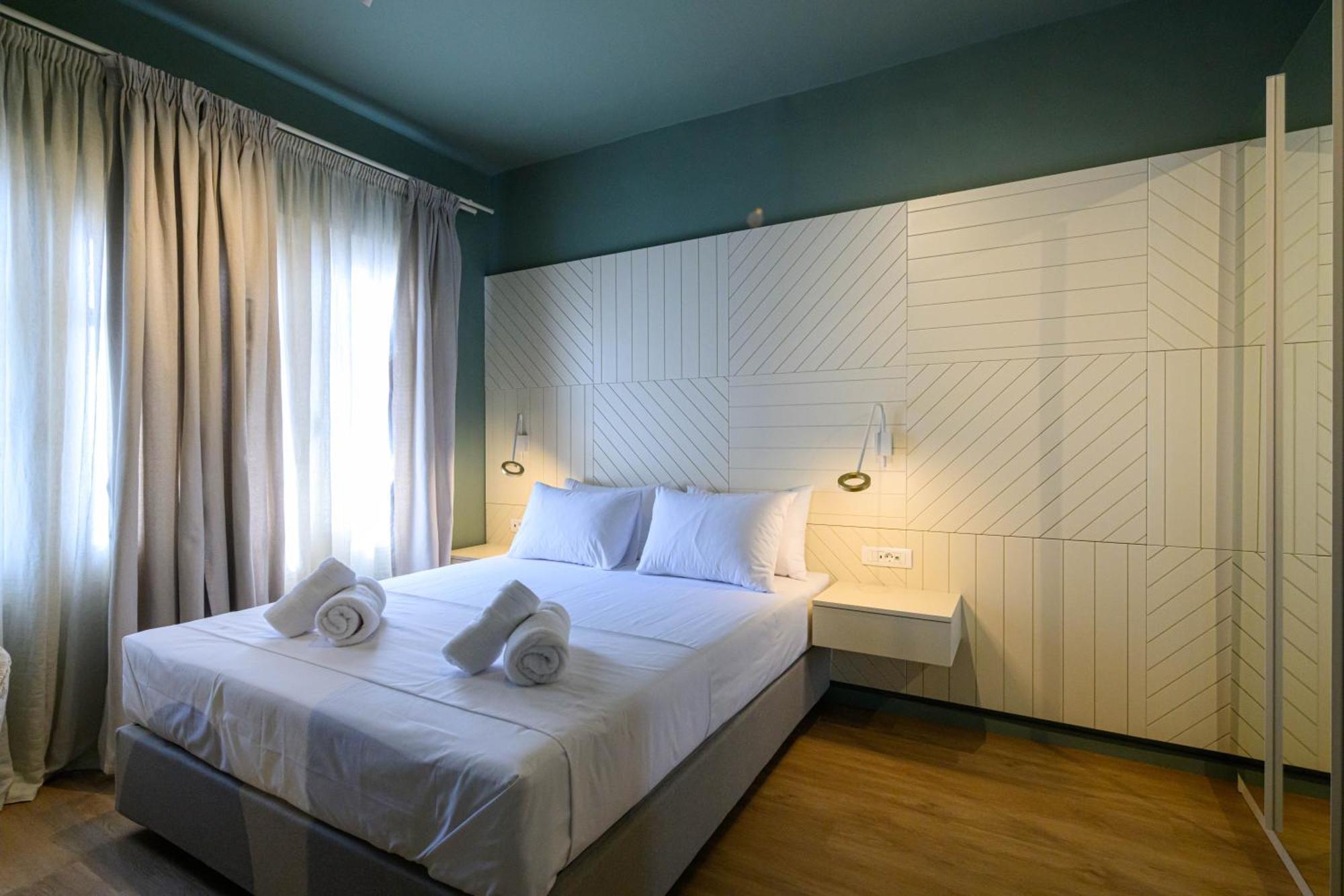 Blueblood - The Rooms Kalamata Extérieur photo